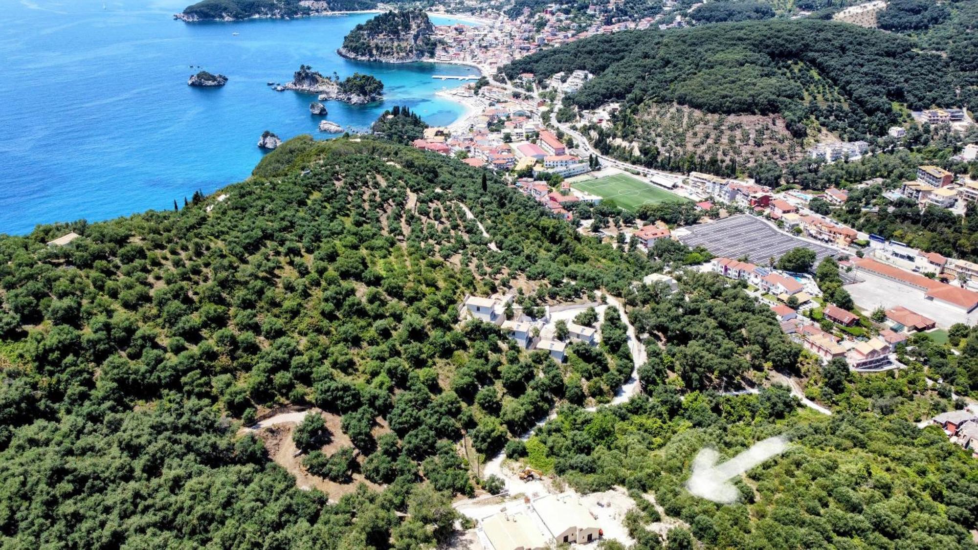 Lefko Parga